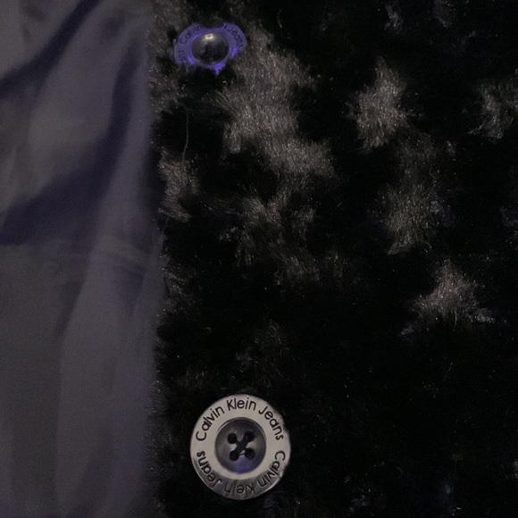 Girls black super soft fancy warm coat 6x and in excellent condition. - Picture 3 of 7